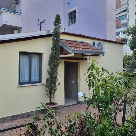 Friendly Dogs House * Tirana