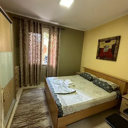 Apartment Friendly Dogs House *